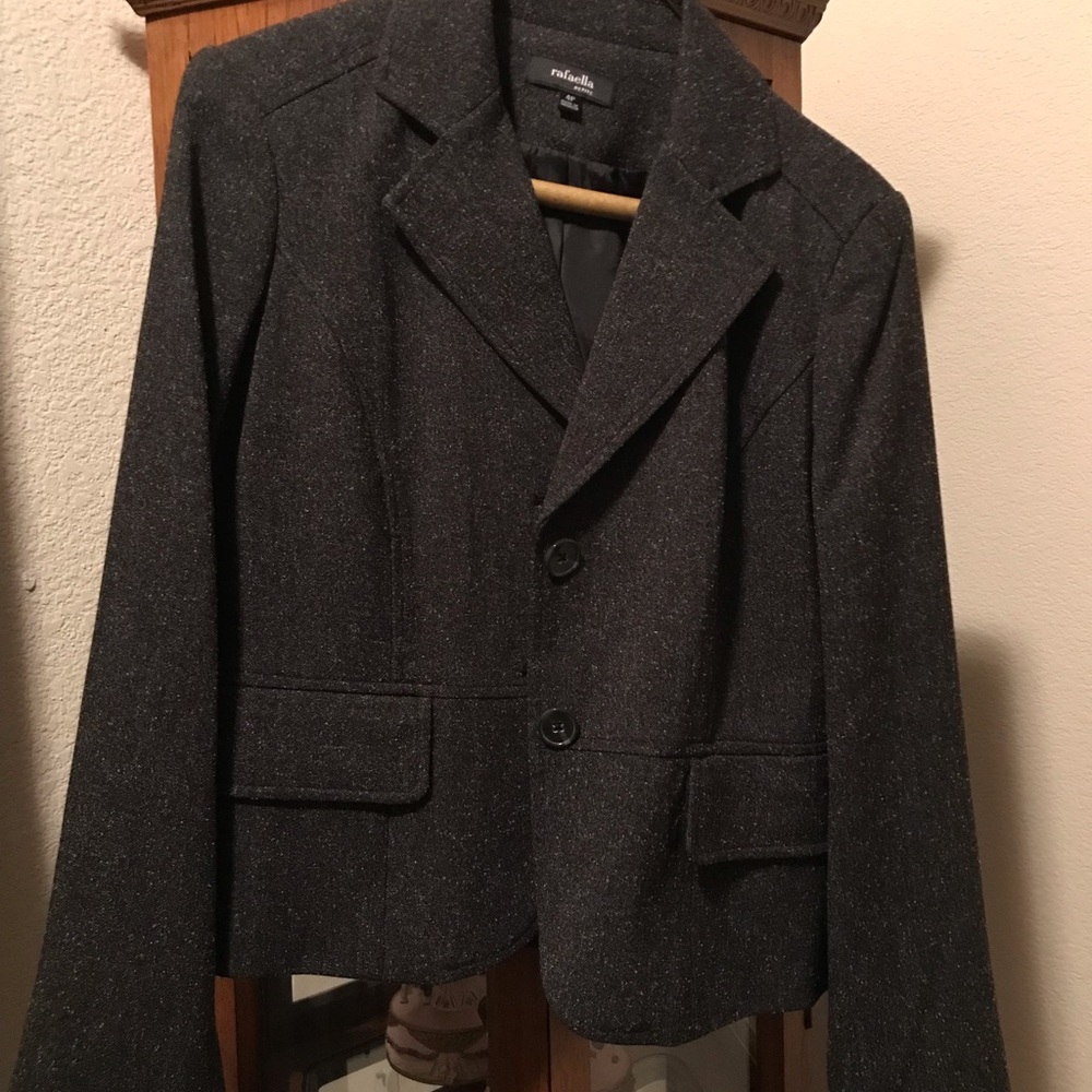 NWT Women’s 2 Piece Pant Suit 4P